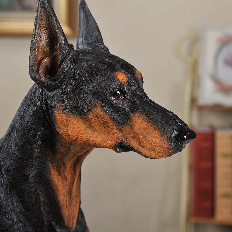 Cross-border Courtyard Doberman Resin Ornament Craft.