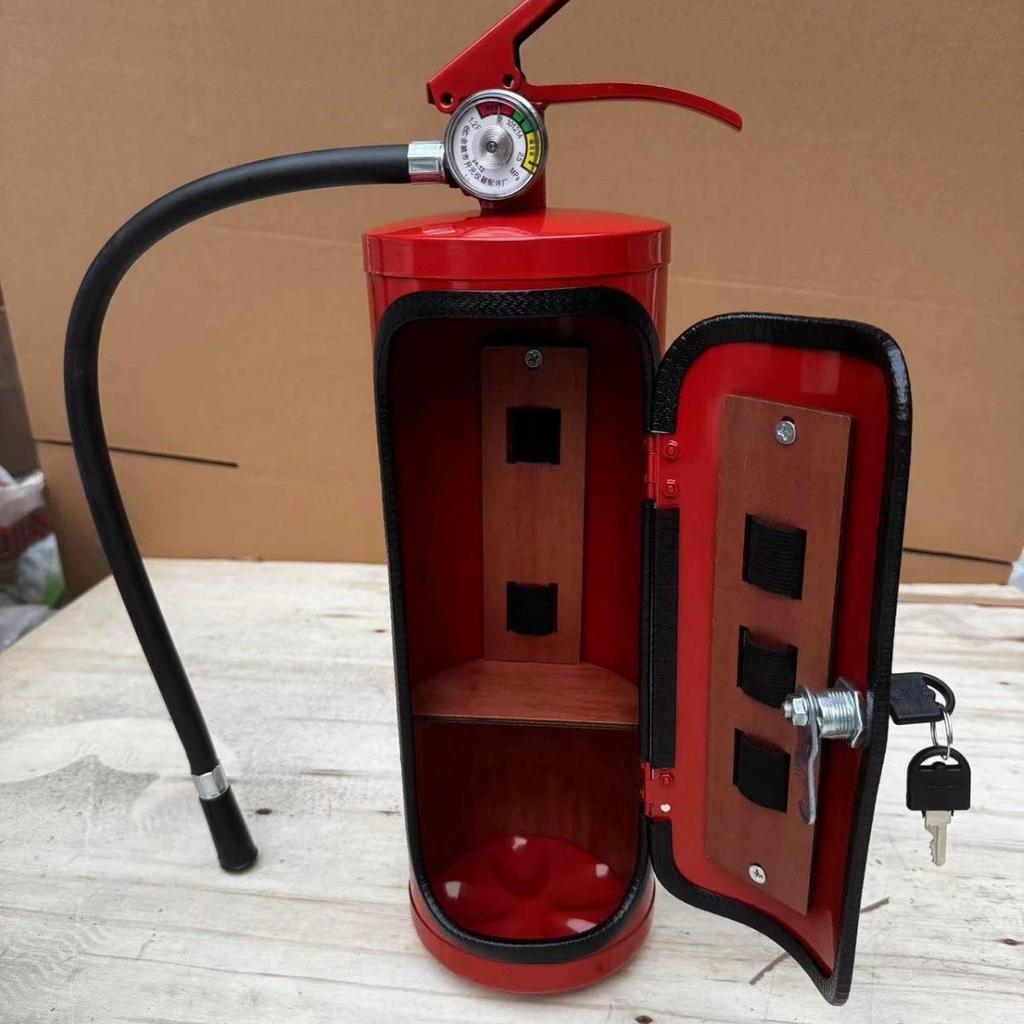 Mobile Bar in Ferro Battuto Fatto a Mano - Ornamento per l'Arredamento della Casa
