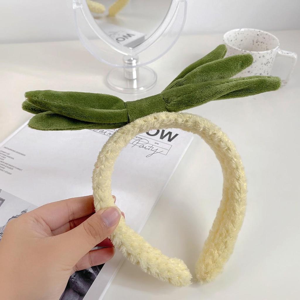 Autumn/Winter Plush Cartoon Heart Headband for Face Washing - Sweet Girly Hair Accessory