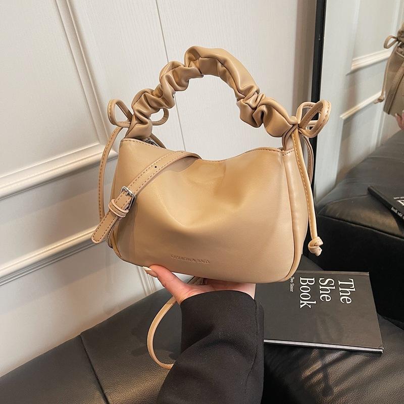 

This year s popular small bags for women s spring and summer 2025 new simple and versatile shoulder messenger bags popular portable bucket bags хаки