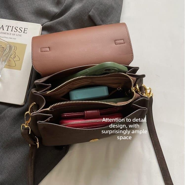 Borsa quadrata opaca da donna a spalla/sottobraccio