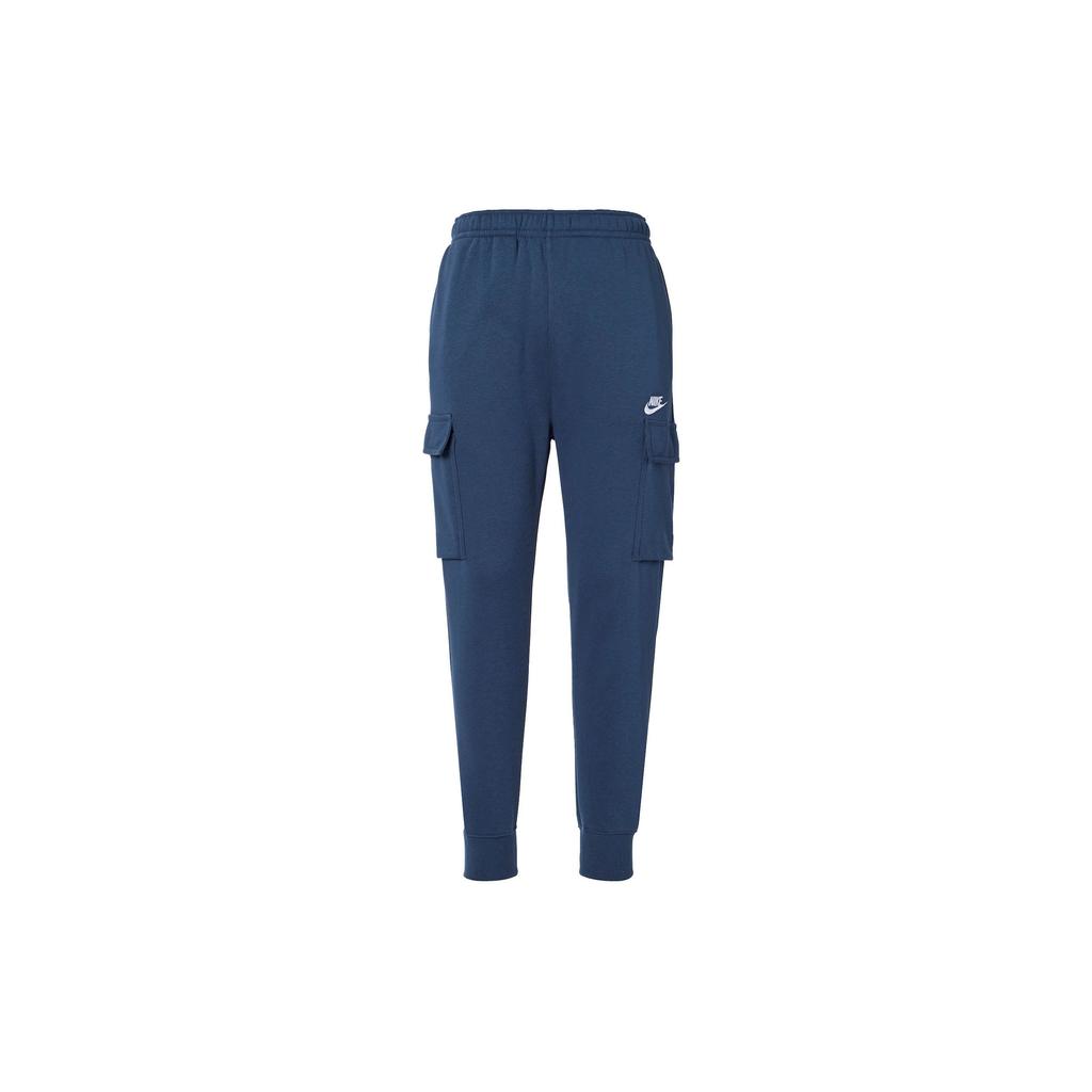 Nike Sportovní kalhoty Club Fleece Cargo Joggers Pánské Spodní díly Královsky modrá CD3130-410