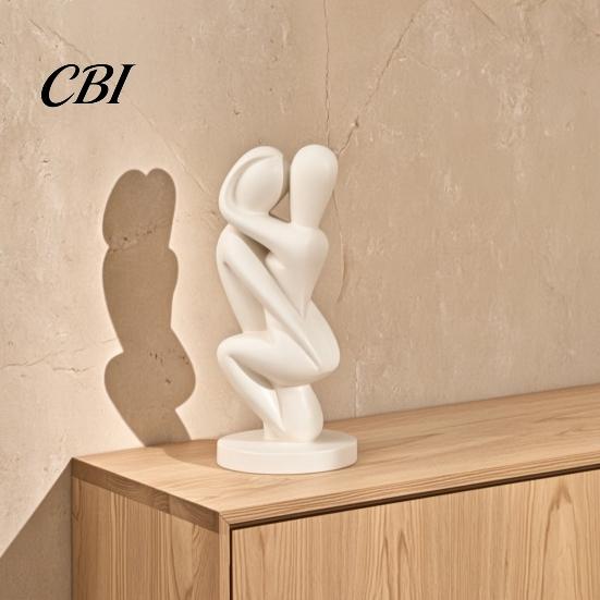 Burr-free Surface Ornament 3D Printed Hugging Couple Sculpture, Abstract Embrace Figurine with Smooth Curves, Minimalist Statue Stable Base Decoration