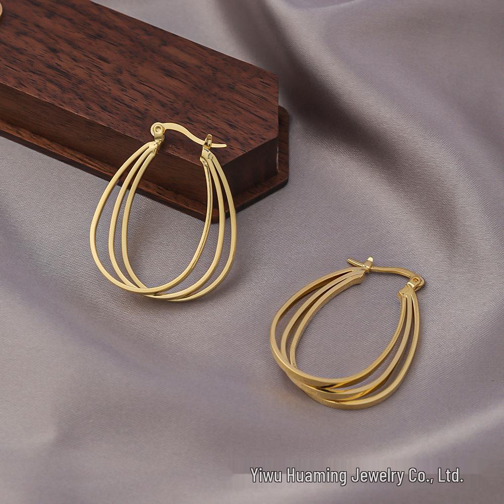 Silver Needle Circle Earrings, Fashionable High-End Copper Ear Hoops, Light Luxury, Versatile Jewelry Accessory.