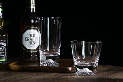 Tajima Γυαλί Γυαλί Edo Γυαλί Όρος. Ποτήρι ουίσκι Fuji σε ξύλινο κουτί (Σαφή (χωρίς επιφανειακή επεξεργασία))