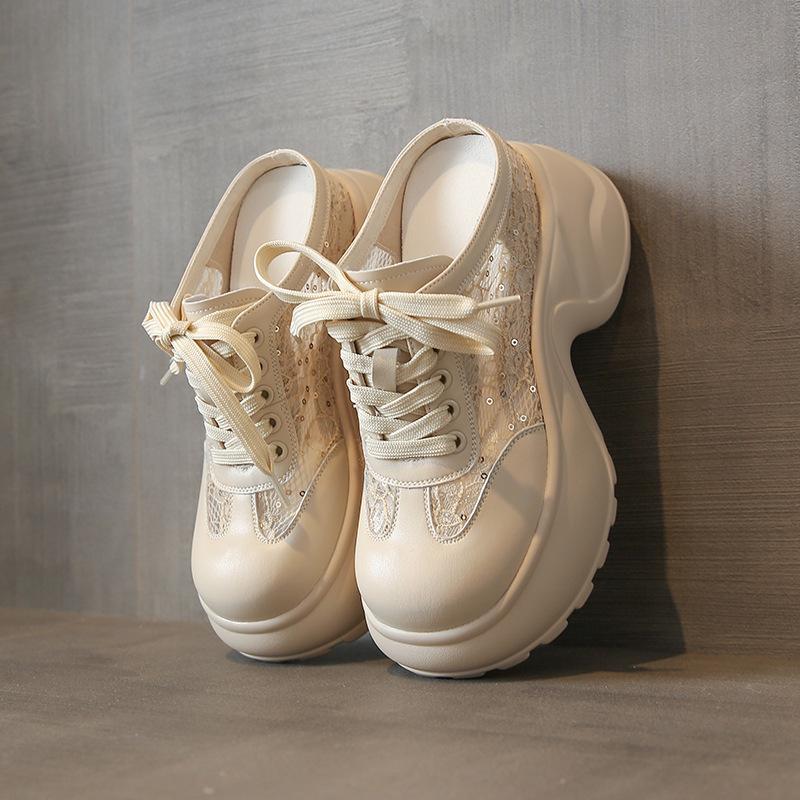 

Универсальные маленькие белые туфли на толстой подошве для женской летней коллекции 2025 года, новые туфли-маффины на платформе, слипоны с закрытым носком 39