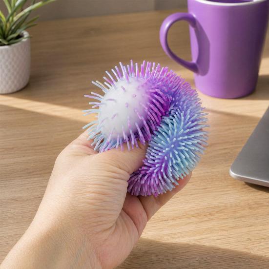 Giocattolo Sfera Pelosa Antistress, Sfera Pelosa Spremibile Fidget Toy in TPR, Giocattolo da Scrivania per Ufficio per Alleviare l'Ansia e Aiutare la Concentrazione, Rilassamento della Mano