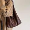 Korean Style Trendy Tote Bag: Large Capacity, Versatile Casual Commuter Bag for Women, Simple Retro Underarm Design, Mother-and-Child Friendly.