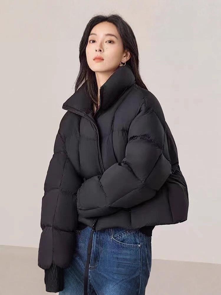Women's 2026 Cream Puff Down Jacket: Short, Stand Collar, 90% White Duck Down, Zero Pressure Cloud Bread Design.