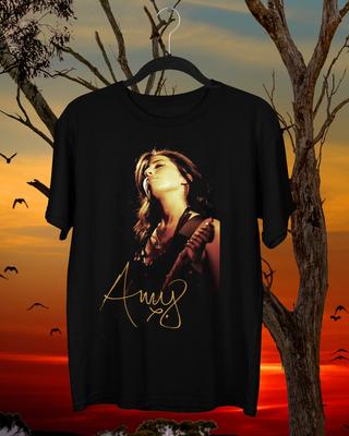 New Inspired Amy Winehouse Signature Gift For Friend Black Shirt Unisex T-Shirt