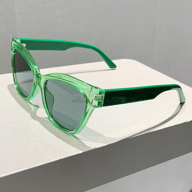 Fashion Vintage Luxury Brand Designer Cat Eye Sunglasses Women For Men Sun Glasses Punk Popular Outdoor Sexy Ladies Shades Uv400