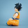 11cm/4.33in Anime Dragon Ball Figure Goku Action Figures Pvc Statue Desktop Ornamen Collection Model Toys Gifts Round Sensory Compression Bouncy