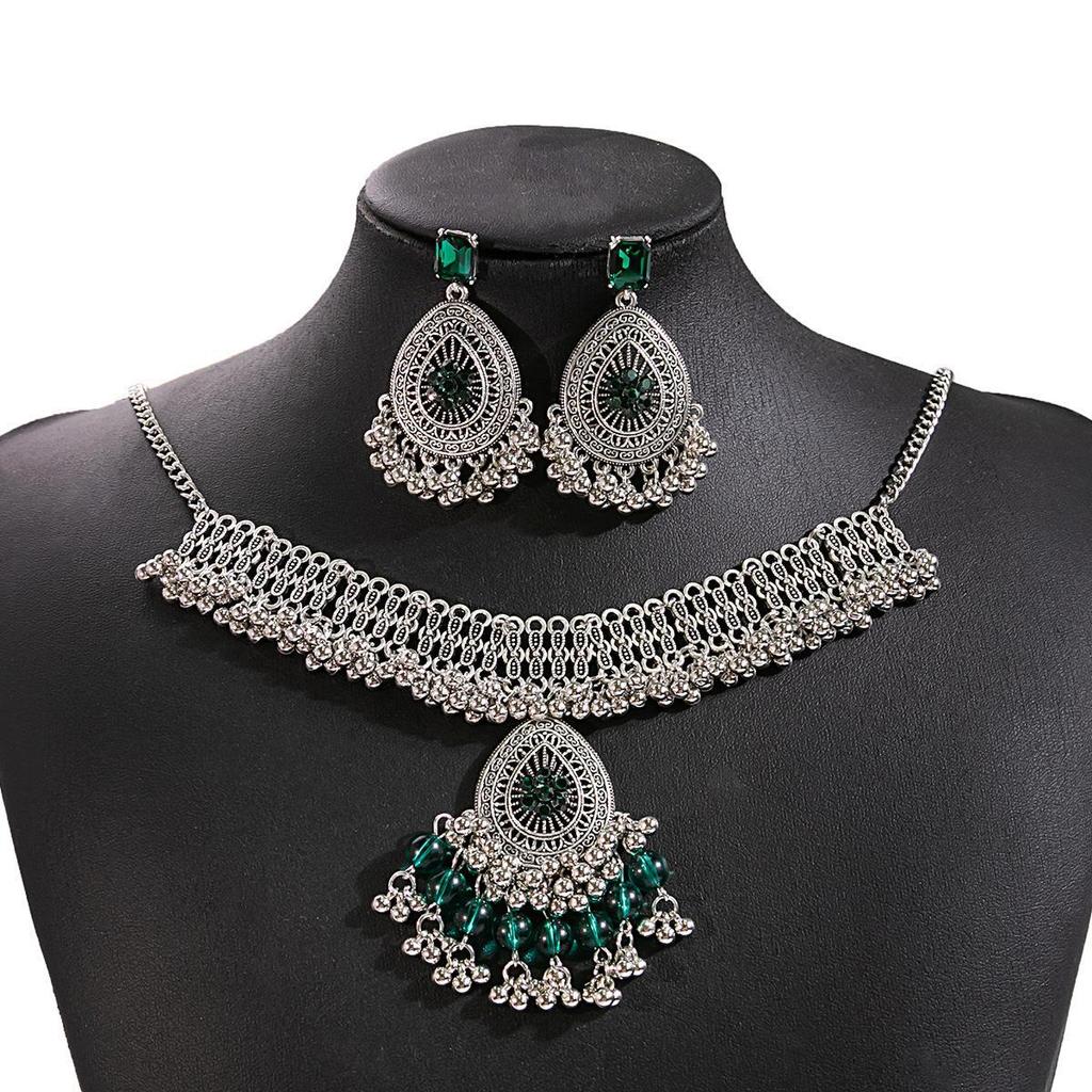 European and American luxury flower jewelry set, retro fringed round gemstone necklace geometric water drop square earrings for women