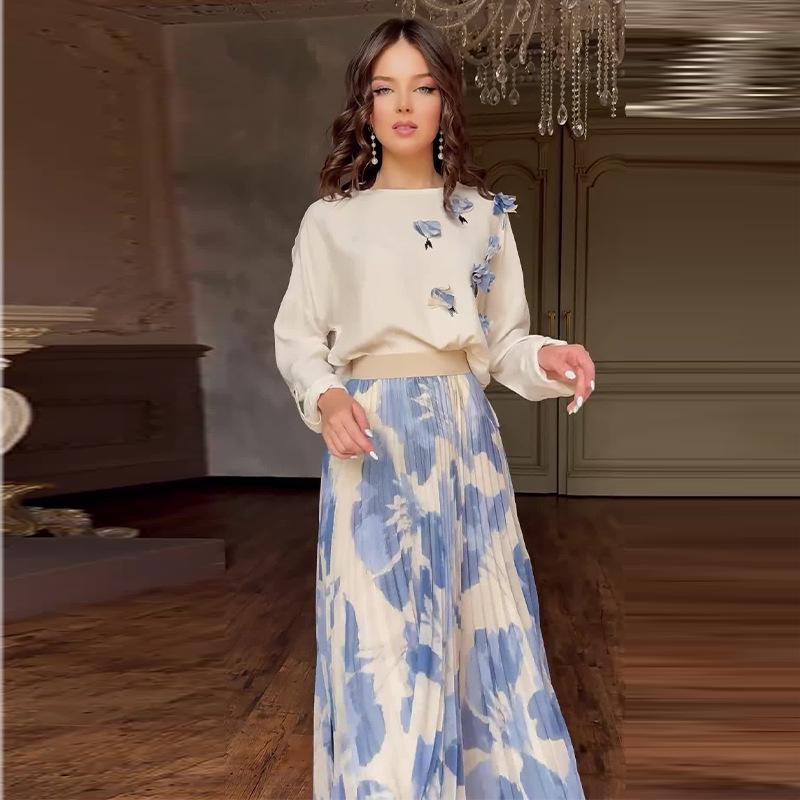 Autumn 2024 Stylish Women's Round Neck Top and Printed Skirt Two-Piece Set