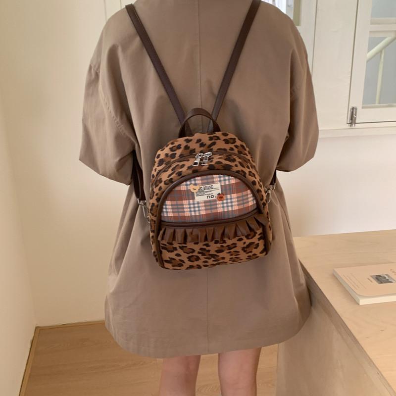 Fashion Leopard Print Backpack For Women With Nylon Material And Pouch Pocket For Daily Use