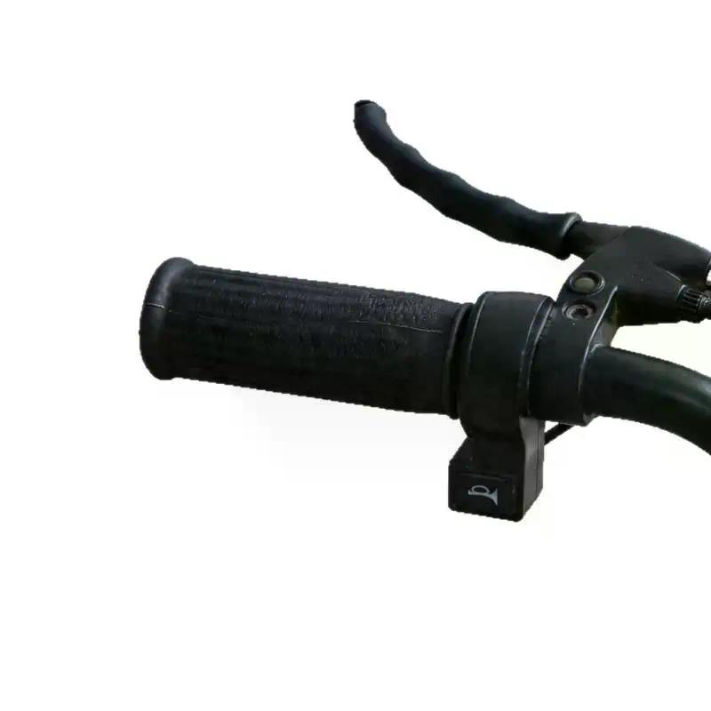 2pcs Universal Motorcycle Handlebar Brake Cover Non-slip Silicone Moto Modification Riding Equipment Protective Handlebar Covers