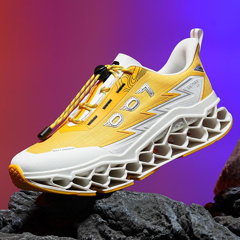 New Summer Men's D-print Blade Running Shoes, Mesh Breathable, Laces-free, Thick-soled Shock-absorbing Sports Shoes