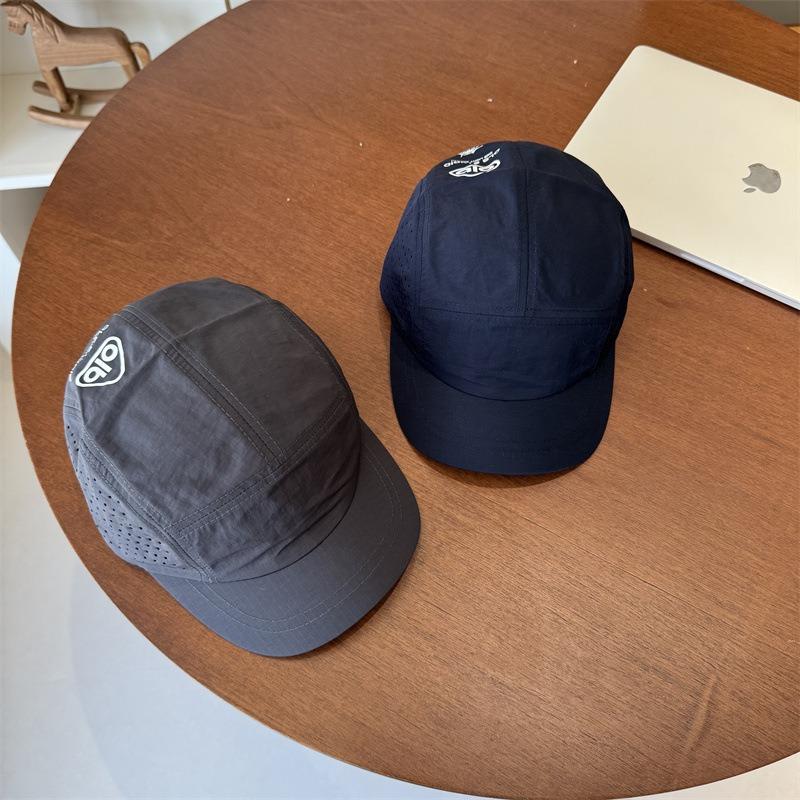 Summer outdoor thin cap men's tide brand short brim men's and women's camping mountaineering quick-drying baseball cap breathable mesh