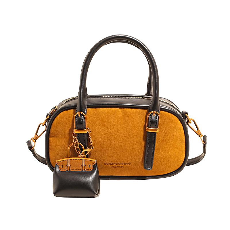 Popular Autumn and Winter Retro Underarm Bowling Bag Women's Niche Bag Black Bag
