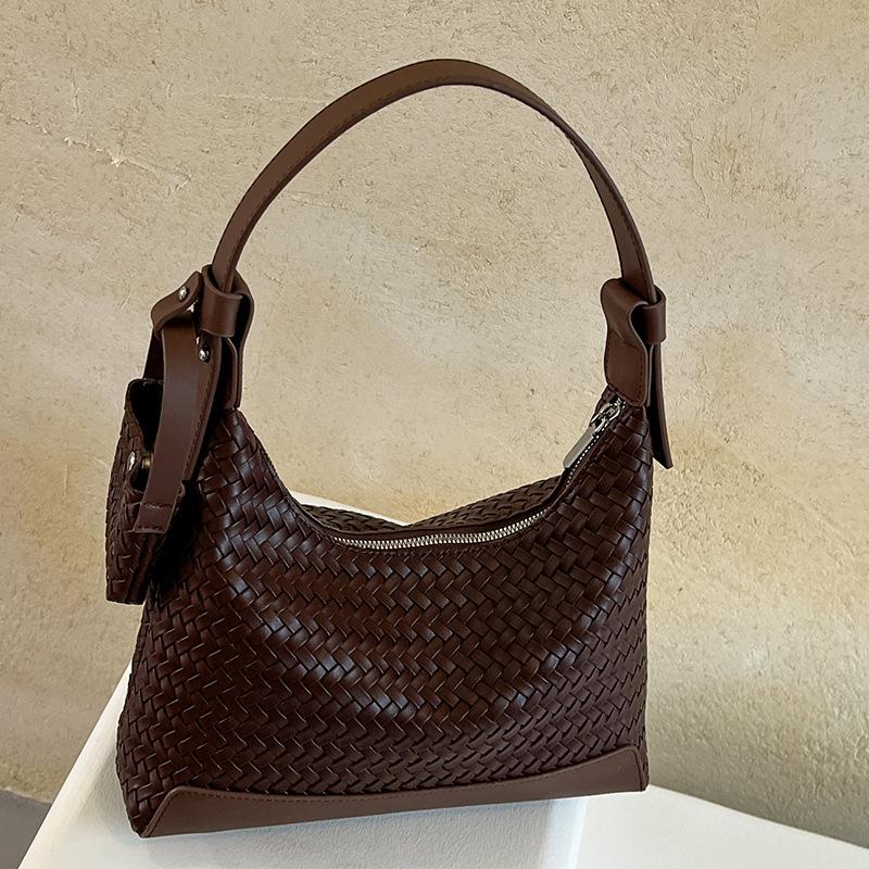 Knitted Pattern Shoulder Bag with Underarm Strap, Fashionable Handbag, Slouchy Crossbody Bag, Vintage and Niche Bag