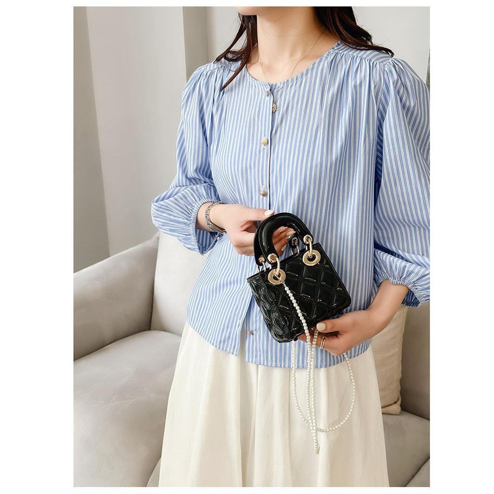 

Нова Мода ПВХ Ручна Желейна Сумка з Перловим Ланцюжком Цукеркового Кольору Сумка Кросбоді Одноплечова Сумка для Іграшок для Жінок Дівчат чорний