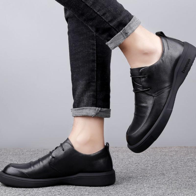 Black Thick Sole Soft Leather Shoes for Men High Quality Fashion Low Price Designer Footwear Offer Retro New In Man Casual Shoe