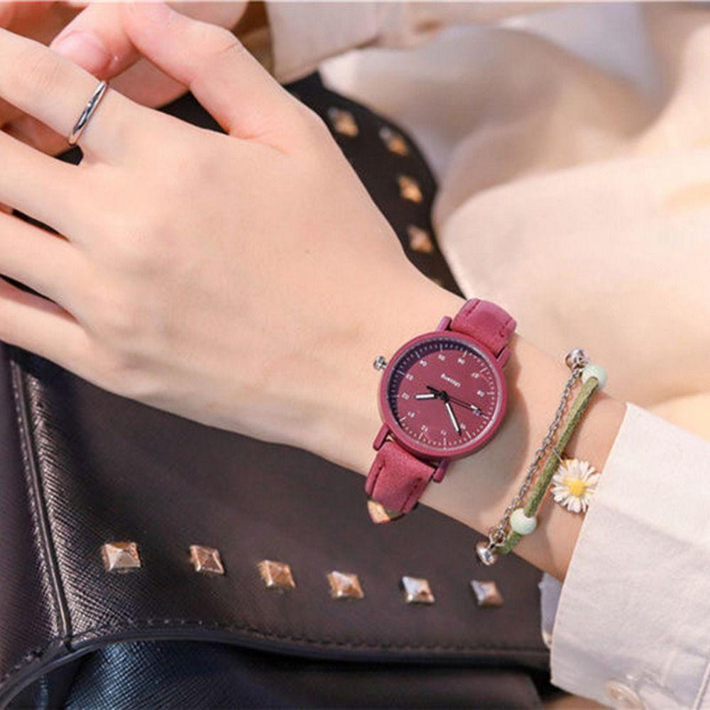 Round Dial Girls Leather Wrist Watch Classic Women's Quartz Watch Clock Fashion   Gift
