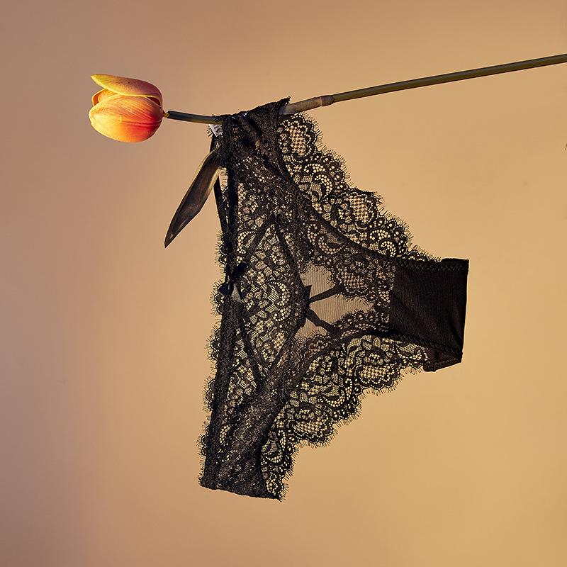 Ladies Spring and Summer Sexy Lace Low Waist Cross Thong Underwear