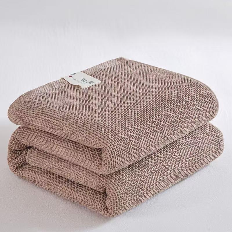Japanese Style Honeycomb Cotton Quilt for Single/Double – Summer Cooling Multi-Purpose Blanket Gift