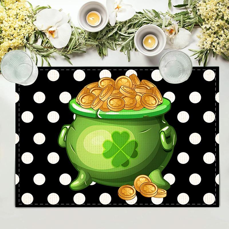 St. Patrick's Day Placemats Set of 6 Buffalo Plaid Plastic Table Mats Lucky Shamrock Place Mats Holiday Table for Party Kitchen
