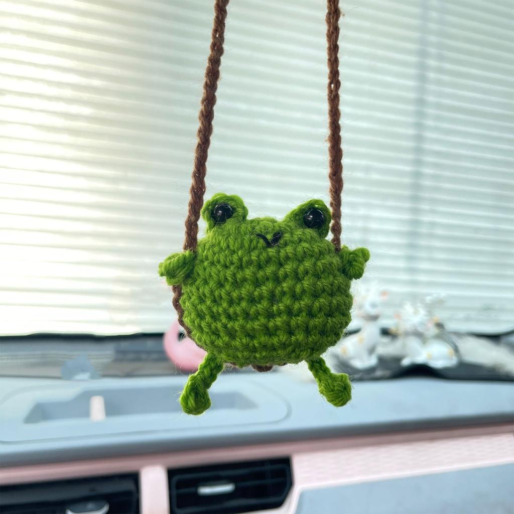 Handgemachtes Frosch Häkelornament Autoanhänger Innendekorationen Gestrickter Frosch Auto Spiegel Hängezubehör für Spiegel