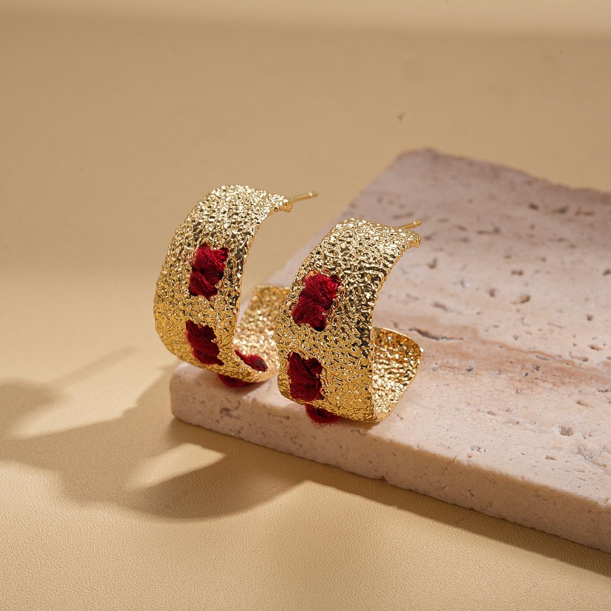 European and American wool C-shaped silver needle earrings simple retro personality niche earrings