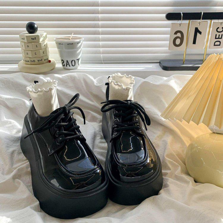 2025 Vår Dam Chunky Sula Mary Jane Läderskor - Retro Brittisk Plattformsstil