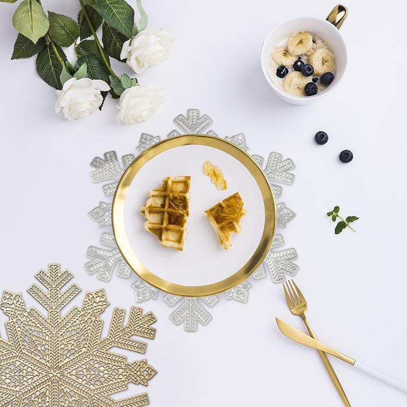 1PC Table Decorations Home Decor Stain Resistant Restaurant Decoration Thermal Insulation PVC Snowflake Meal Mat Party Supplies