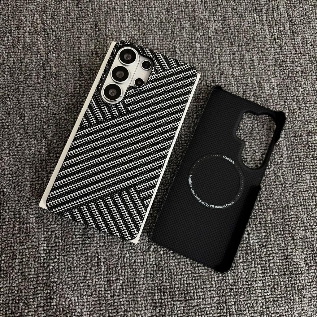 Applicable To Samsung S26Ultra Half Pack Magnetic Mobile Phone Case Carbon Fiber S24u Ultra-thin PC Anti-drop S23p Protective Case