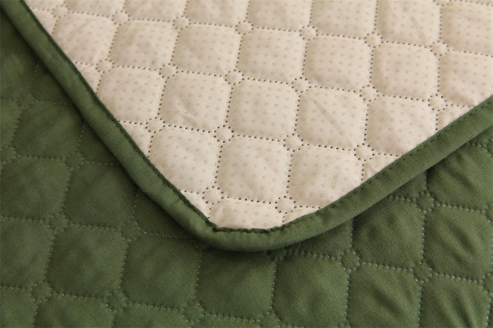 Waterproof Non-slip Pet Sofa Cover – All-Season Universal Seat Cushion