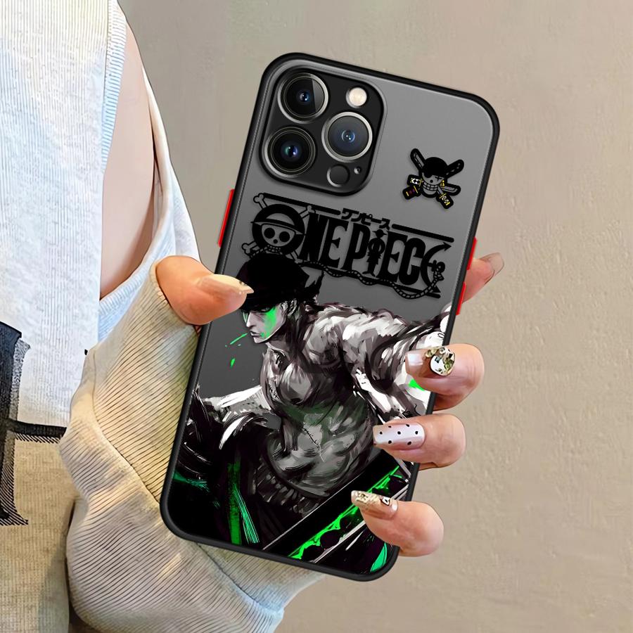 One Piece Roronoa Zoro Funda Back Phone Cover Case for iPhone 17 Pro Max XS XR 7 8 SE 12 Air 15 14 16 Plus 11 13 Mini
