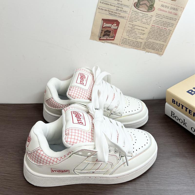 Platform white shoes women's tide versatile sports and leisure bread shoes 2 spring new board shoes