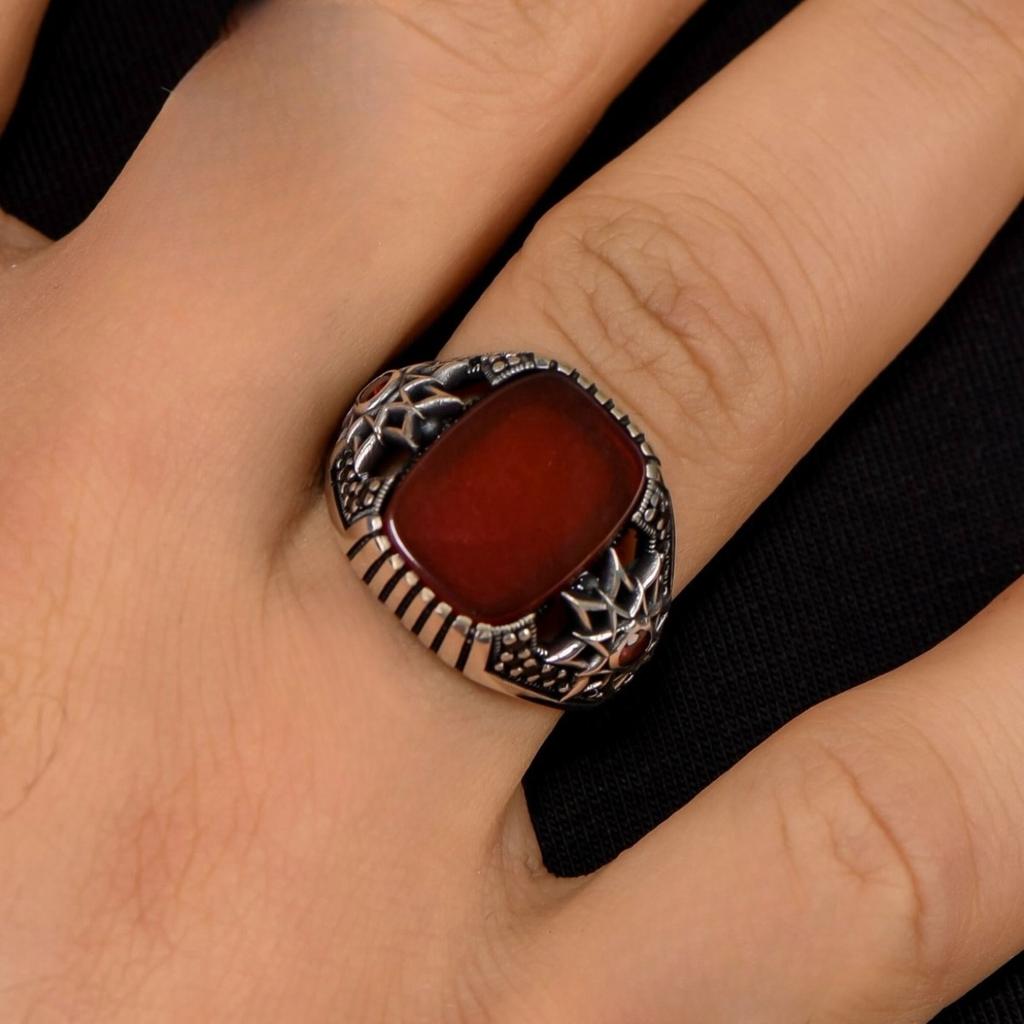 Luxury Direct Men's Alloy Inlaid Red Imitation Chalcedony Men's Ring, Punk Style Hand Jewelry