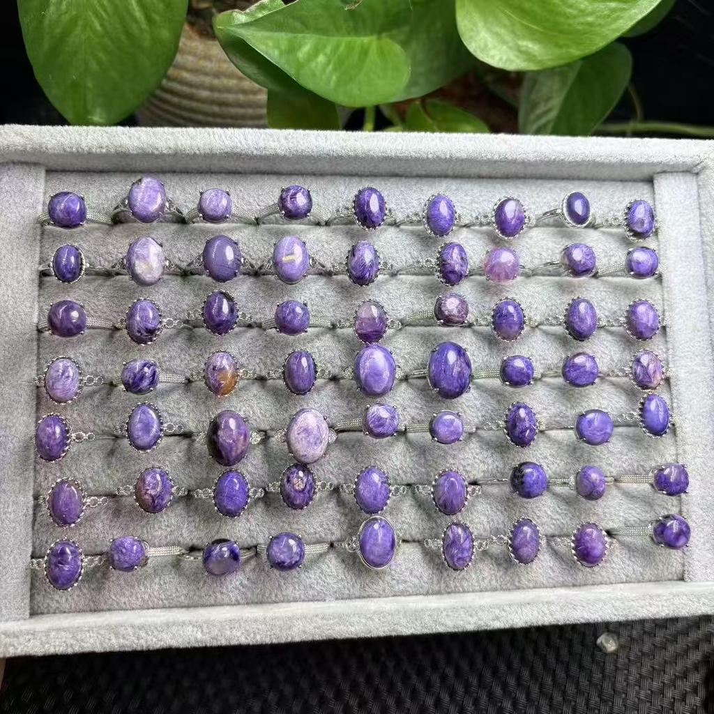 Eleganter Unisex Ring aus lila Drachenader-Achat mit einzigartigem Drachenmuster