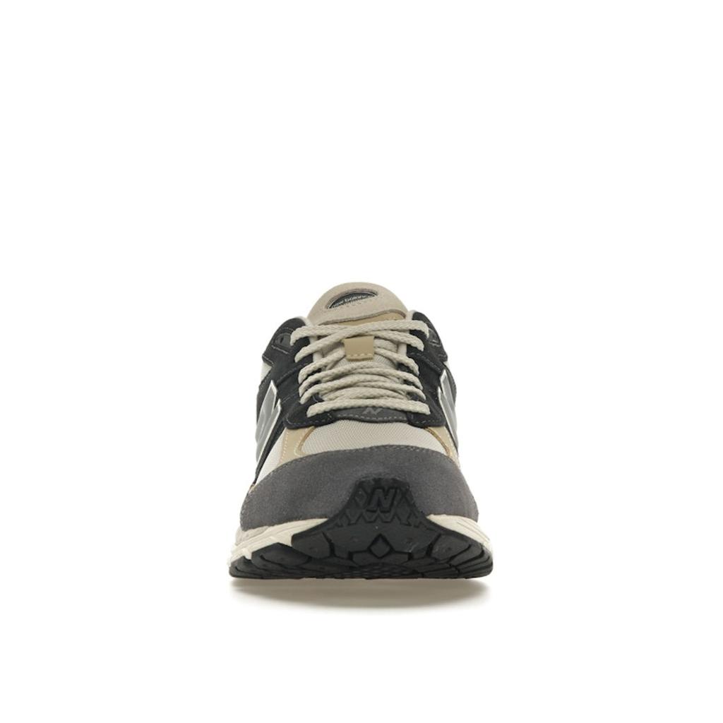 New Balance 2002R Magnet Timberwolf Unisex Sneakers Grey M2002RSH