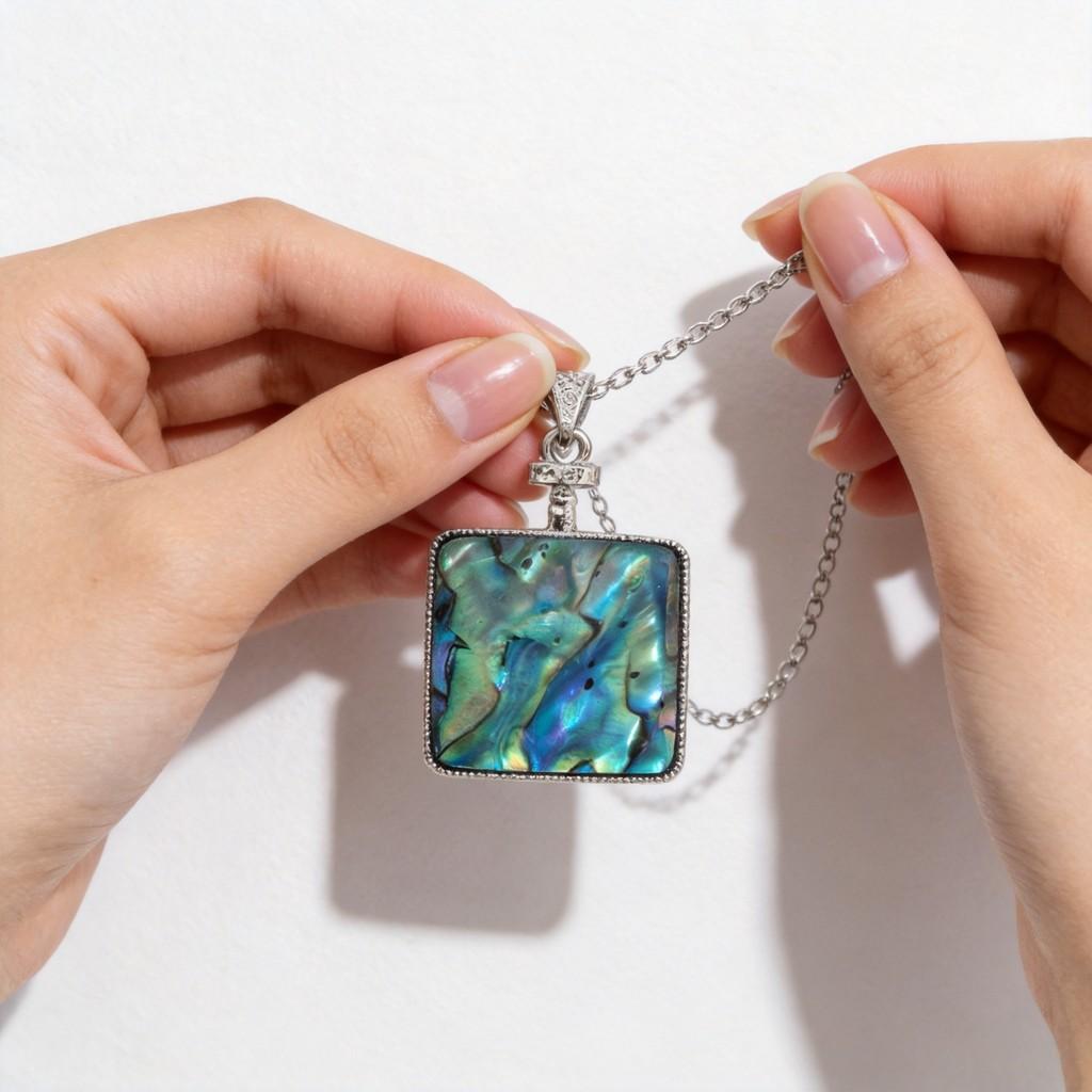 Shell Pendant Necklace For Women Fashion Jewelry Gift For Autumn