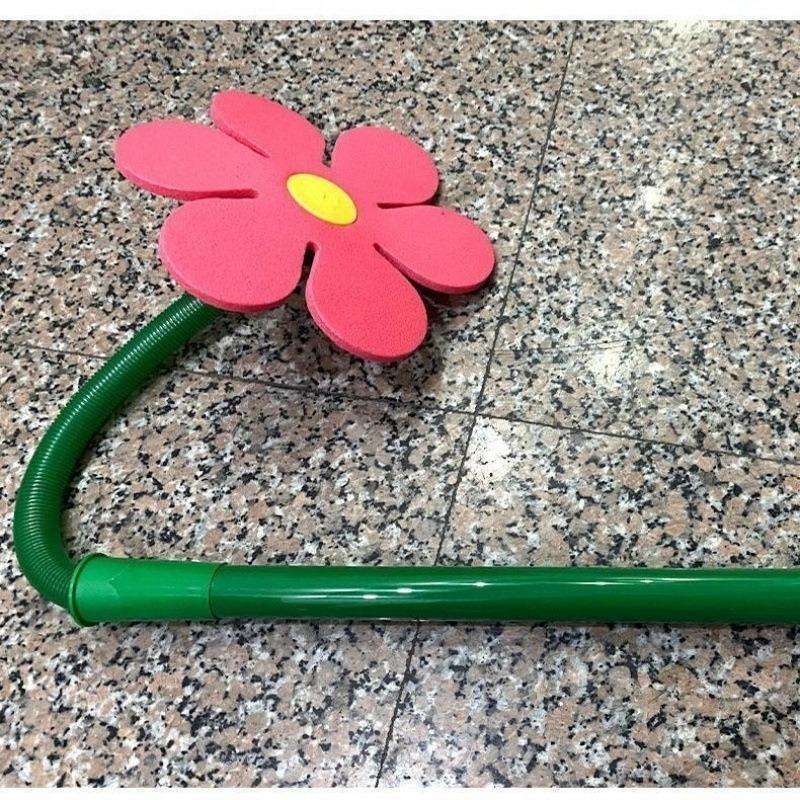 1 pc Automatic Dancing Daisy Sprinkler, Rotating Sunflower Lawn Sprinkler for Kids & Garden Fun