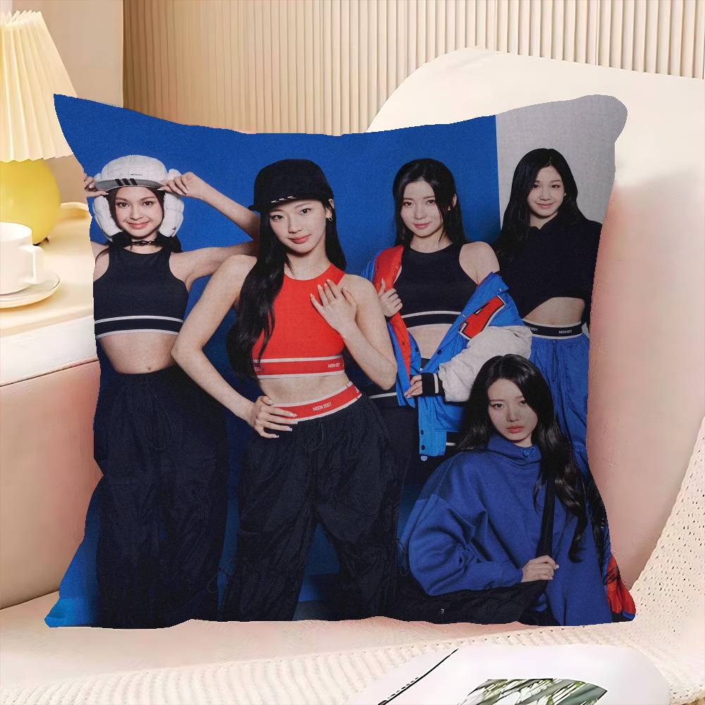 Grupa Dziewcząt B-BABYMONSTER 45*45cm Poszewka na Poduszkę Poszewka na Poduszkę Dekoracyjna Poszewka na Poduszkę Domowa Poszewka na Poduszkę Kanapową