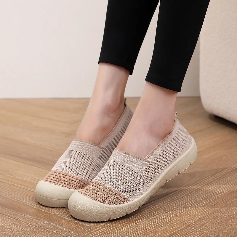 Shoes Women's Summer New Versatile Casual Fly-woven Mesh Breathable Thick Sole Soft Sole Not Tired Feet Pedal Mother Shoes