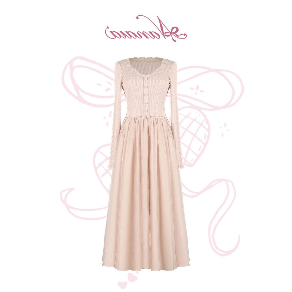 Sweet Narcissus Camellia Knit Dress with Lace Ruffle Collar & Flowy Gauze Skirt