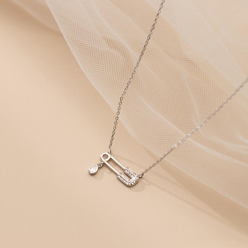 Sterling Silver Pin Clavicle Pendant Necklace Women Charming Personality Zircon Elegant Wedding Paper Clip Jewelry