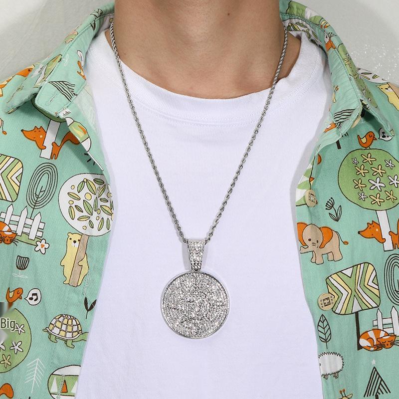 Exaggerated Rhinestone Star Pendant with Cuban Chain
