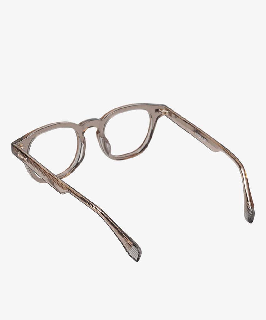 KNOUUN Document 1.2 In Gray