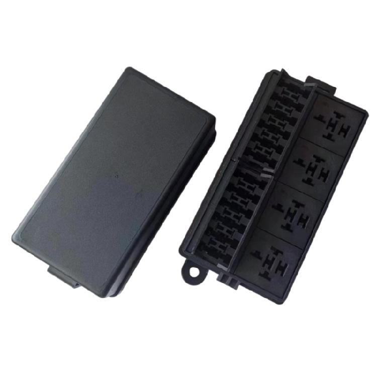 High Load Capacity Weatherproof 12 Way Relays Fuses Box with Pre Installed Wiring for Marine Efficient Power Management